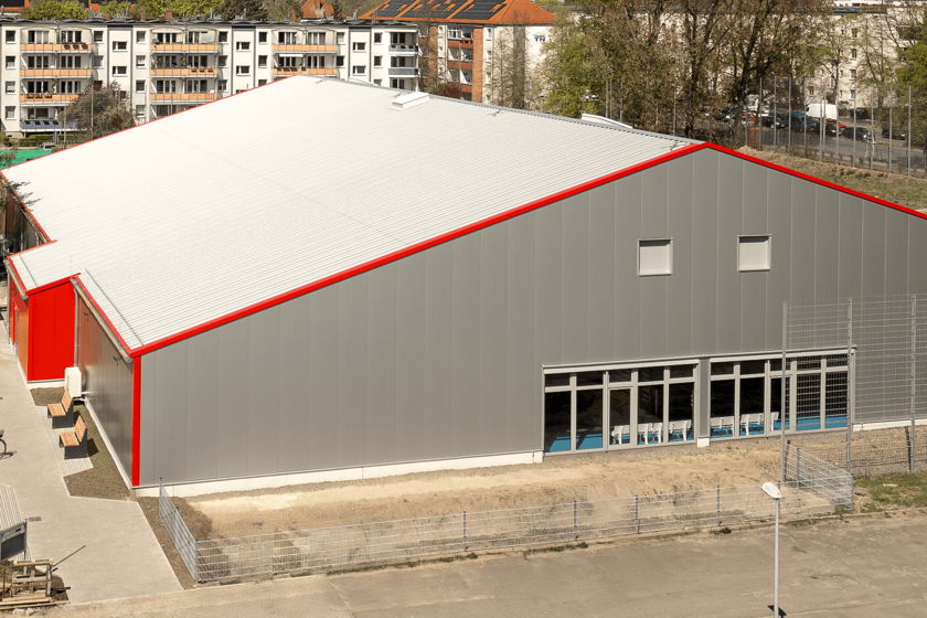 Mehr Hallen